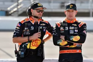  Daniel Hemric, Richard Childress Racing, Chevrolet Camaro Bass Pro Shops / Tracker Boats