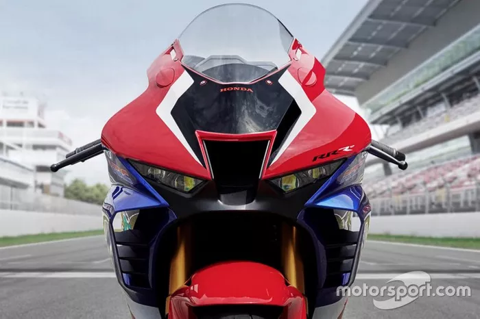 Honda CBR1000RR-R