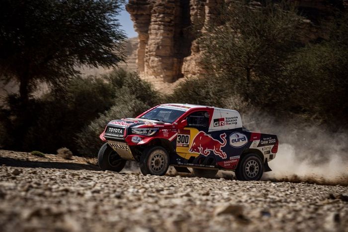 #300 Toyota Gazoo Racing: Nasser Al-Attiyah, Matthieu Baumel