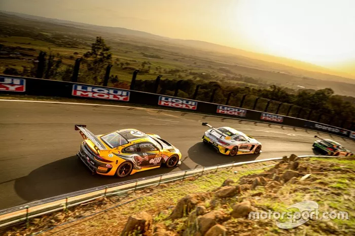 #911 Absolute Racing Porsche GT3 R: Mathieu  Jaminet, Patrick Pilet, Matt Campbell