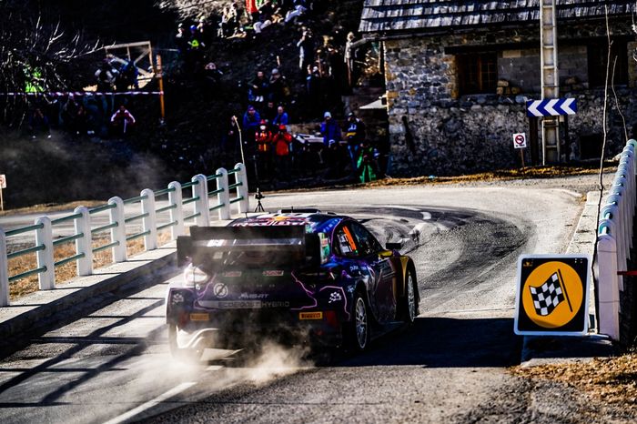 Sébastien Loeb, Isabelle Galmiche, M-Sport Ford World Rally Team Ford Puma Rally1