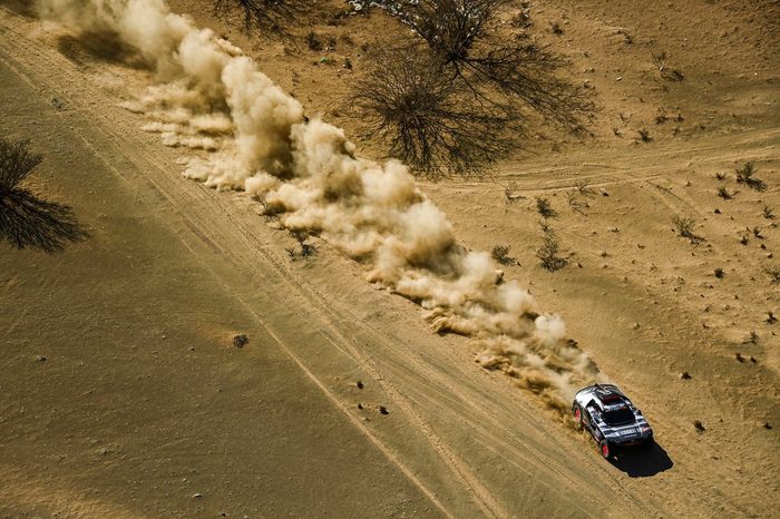 #202 Team Audi Sport Audi: Carlos Sainz, Lucas Cruz