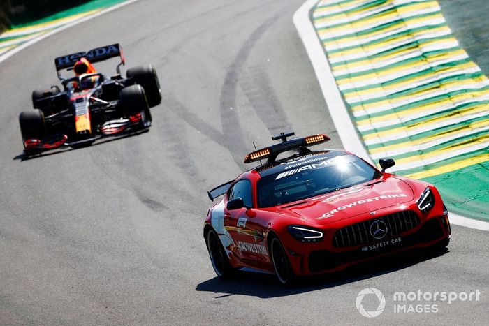 El Safety Car Max Verstappen, Red Bull Racing RB16B
