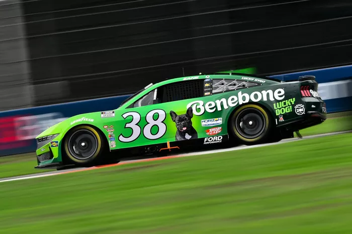 Zane Smith, Front Row Motorsports Ford