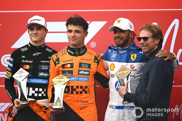 Lewis Hamilton, Ferrari, Lando Norris, McLaren, Oscar Piastri, McLaren