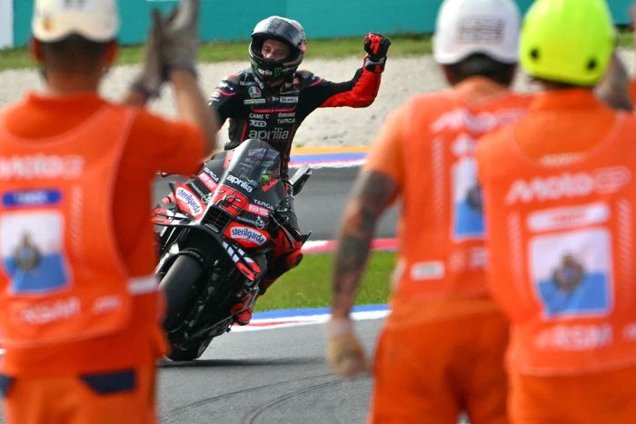 Марко Беццокки, Aprilia Racing