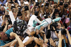 Wereldkampioen Nico Rosberg, Mercedes AMG F1