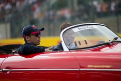 Daniil Kvyat, Scuderia Toro Rosso, on the drivers parade