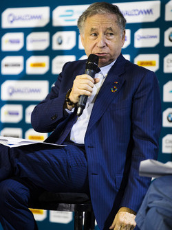 Jean Todt lors d'une conférence de presse