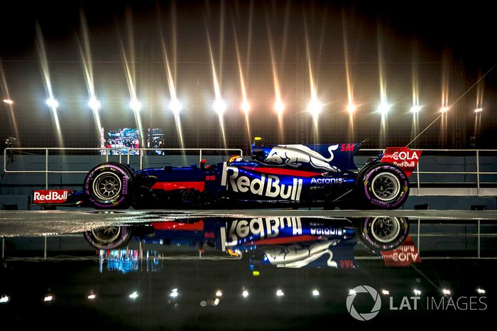 Carlos Sainz Jr., Scuderia Toro Rosso STR12