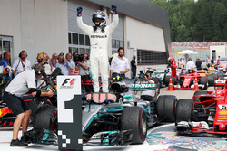 Race winner Valtteri Bottas, Mercedes AMG F1 celebrates in parc ferme