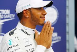 Ganador de la pole Lewis Hamilton, Mercedes AMG F1