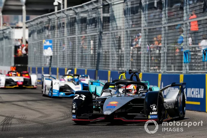 Sébastien Buemi, Nissan e.Dams, Nissan IMO1 Alex Lynn, Panasonic Jaguar Racing, Jaguar I-Type 3, Alexander Sims, BMW I Andretti Motorsports, BMW iFE.18 
