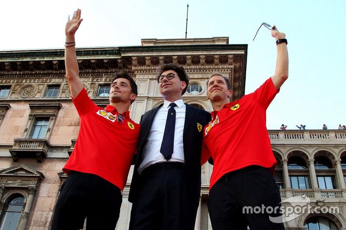 Charles Leclerc, Ferrari, Sebastian Vettel, Ferrari, Mattia Binotto, Team Principal Ferrari