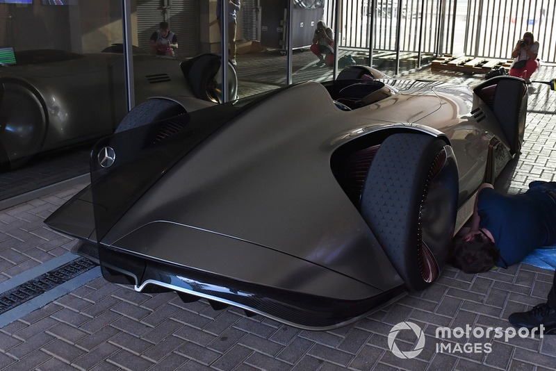 Le concept Mercedes-Benz, EQ Silver Arrow
