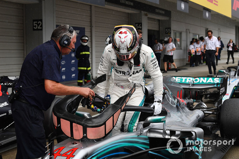 Lewis Hamilton, Mercedes-AMG F1 W09 in parc ferme