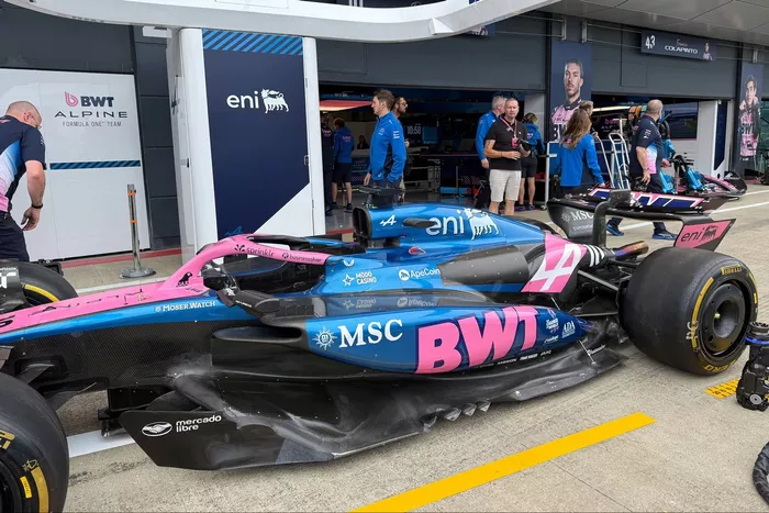 Alpine A525 detalles técnicos