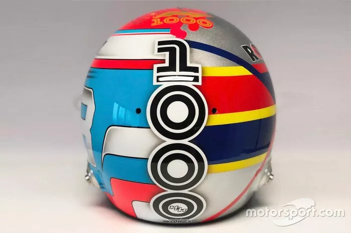 El casco de George Russell, Williams FW42, para el GP de China