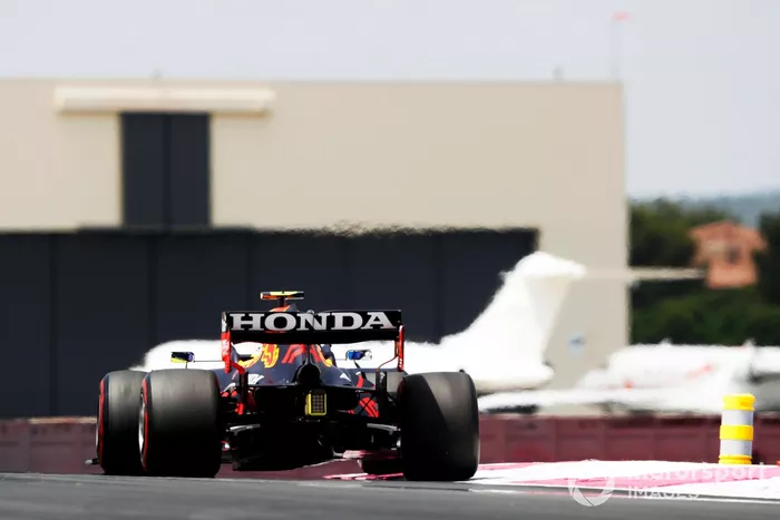 Sergio Pérez, Red Bull Racing RB16B