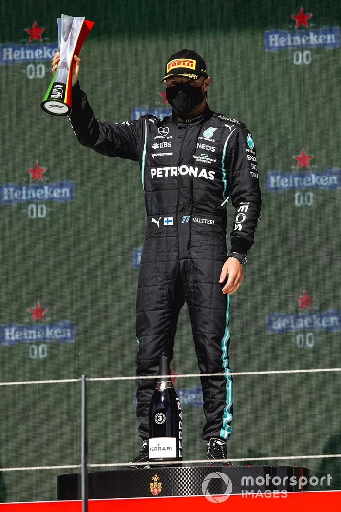 Podio: tercer lugar Valtteri Bottas, Mercedes