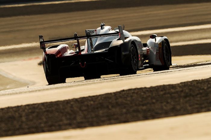 #8 Toyota Gazoo Racing Toyota GR010 - Hybrid: Sébastien Buemi, Kazuki Nakajima, Brendon Hartley
