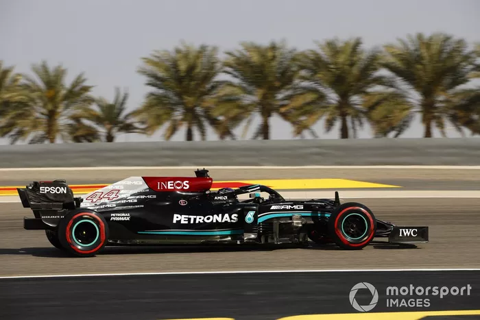 Lewis Hamilton, Mercedes W12
