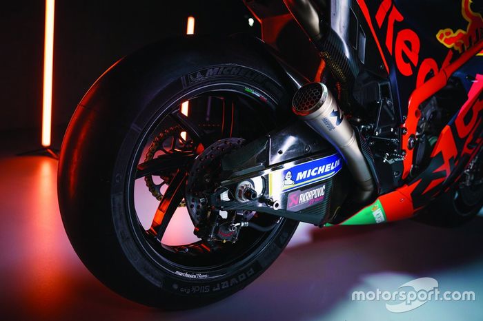 Red Bull KTM Factory Racing RC16