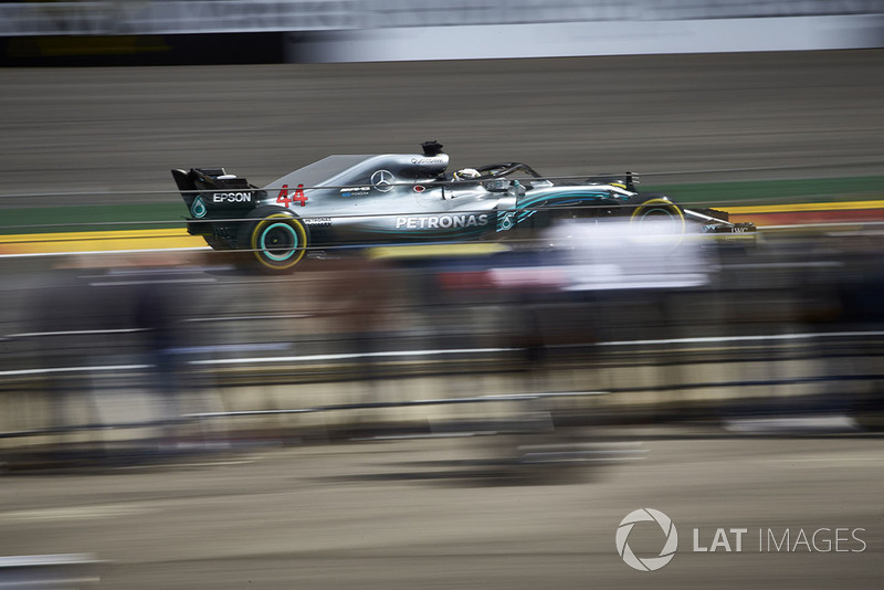 Льюіс Хемілтон, Mercedes AMG F1 W09