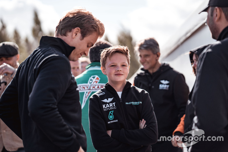 Nico Rosberg ve Taylor Barnard