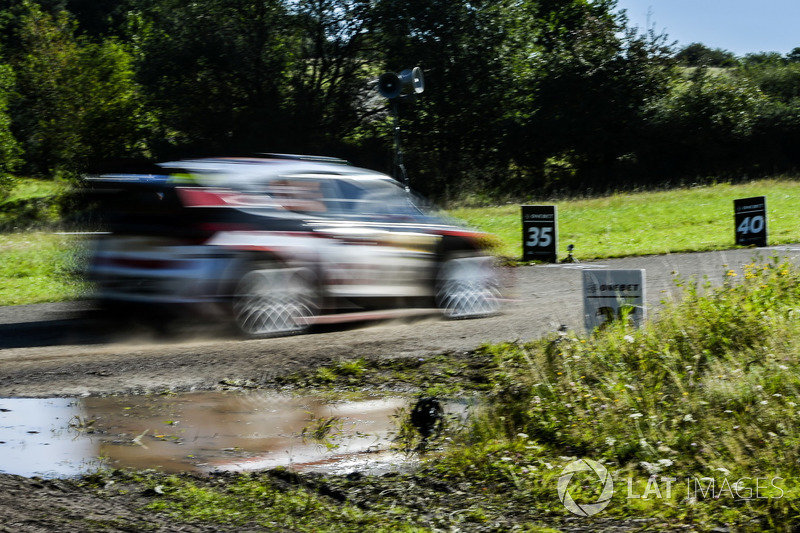 Элфин Эванс и Дэниэл Бэрритт, Ford Fiesta WRC