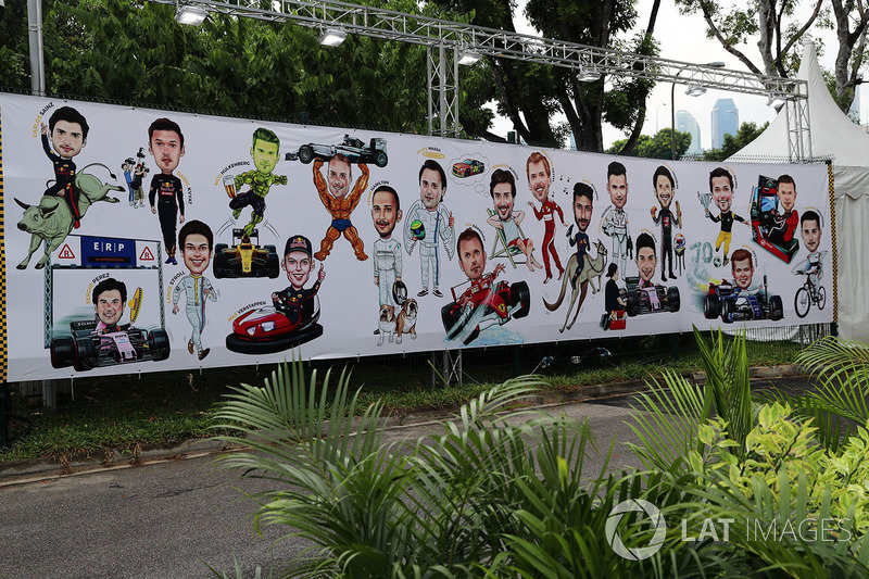 Gran Premio de Singapur: mural de caricaturas de los pilotos.