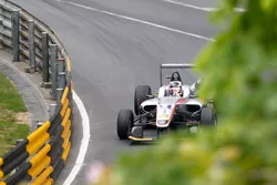Daniel Juncadella, Hitech GP Dallara Mercedes