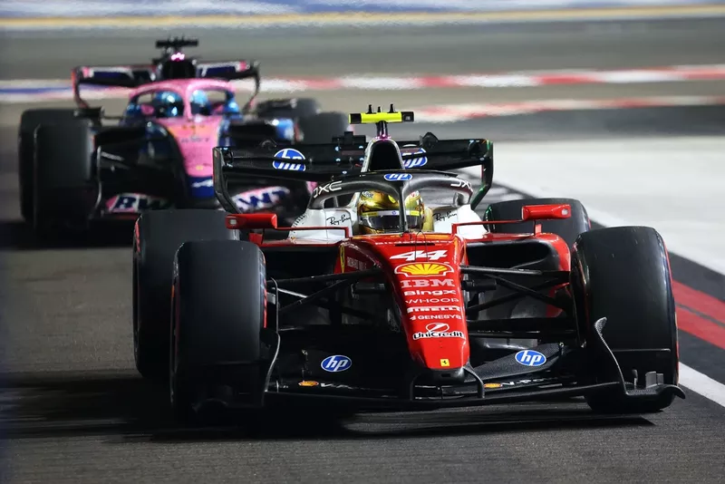 Lewis Hamilton, Ferrari, Pierre Gasly, Alpine