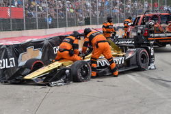 Startcrash: James Hinchcliffe, Schmidt Peterson Motorsports, Honda
