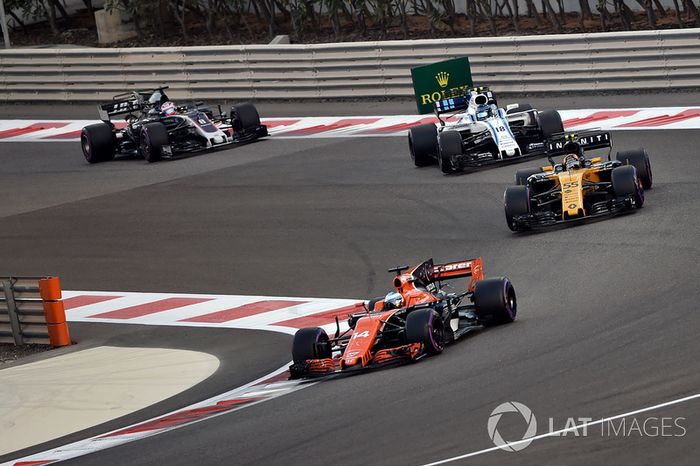 Fernando Alonso, McLaren MCL32, Carlos Sainz Jr., Renault Sport F1 Team RS17, Lance Stroll, Williams FW40 and Romain Grosjean, Haas F1 Team VF-17
