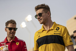 Sebastian Vettel, Ferrari and Nico Hulkenberg, Renault Sport F1 Team on the drivers parade