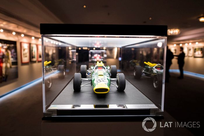 Un modelo del Lotus de Jim Clark con el que compitió en Indianapolis.