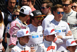 Fernando Alonso, McLaren and Stoffel Vandoorne, McLaren on the grid
