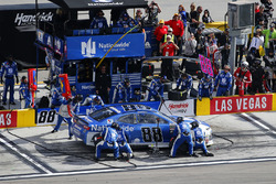 Alex Bowman, Hendrick Motorsports, Chevrolet Camaro Nationwide pit stop