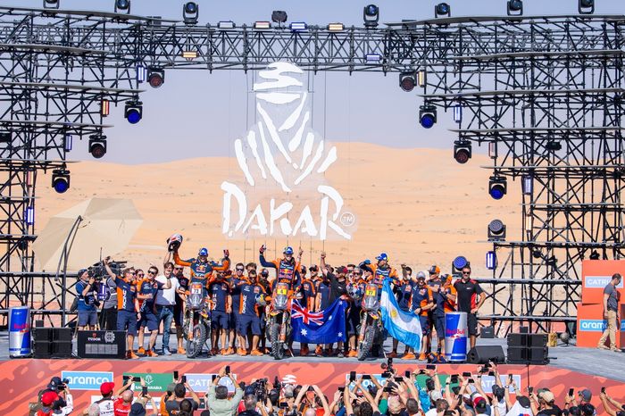 #73 BAS World KTM Racing Team KTM: Edgar Canet, #4 Red Bull KTM Factory Racing KTM: Daniel Sanders, #77 Red Bull KTM Factory Racing KTM: Luciano Benavides