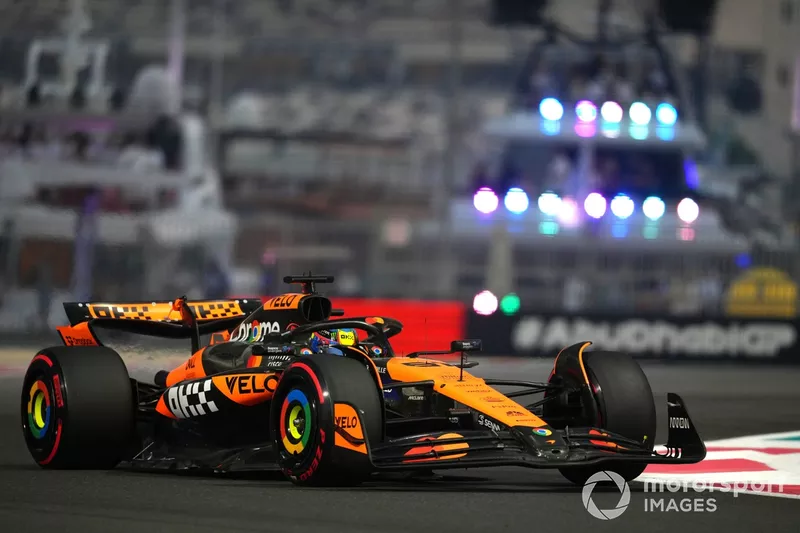 Oscar Piastri, McLaren MCL38