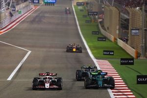 Fernando Alonso, Aston Martin Racing, Esteban Ocon, Haas F1 Team, Andrea Kimi Antonelli, Mercedes