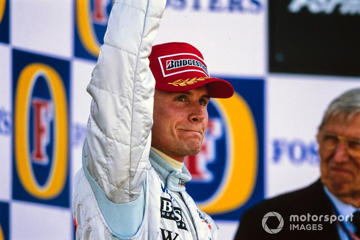 Podio: ganador de la carrera David Coulthard, McLaren Mercedes