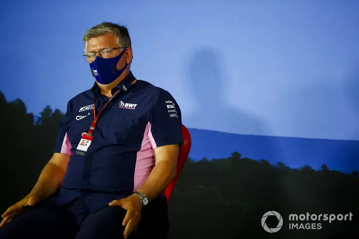Otmar Szafnauer, director del equipo y CEO de Racing Point en la conferencia de prensa 