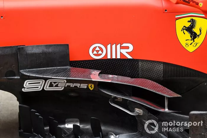 Ferrari SF90: Windabweiser