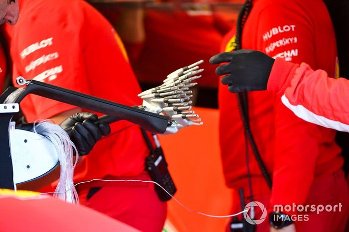 Ferrari SF90 sensors