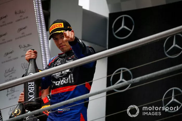 Podio: tercer lugar Daniil Kvyat, Toro Rosso