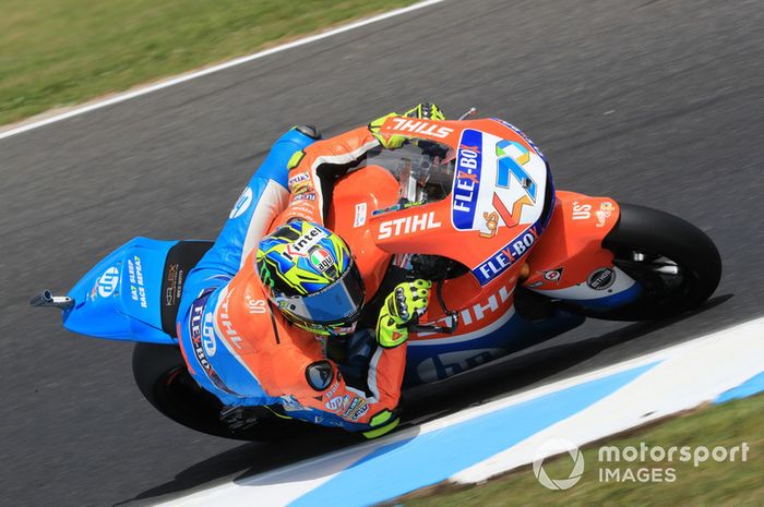 Lorenzo Baldassarri, Edgar Pons HP40