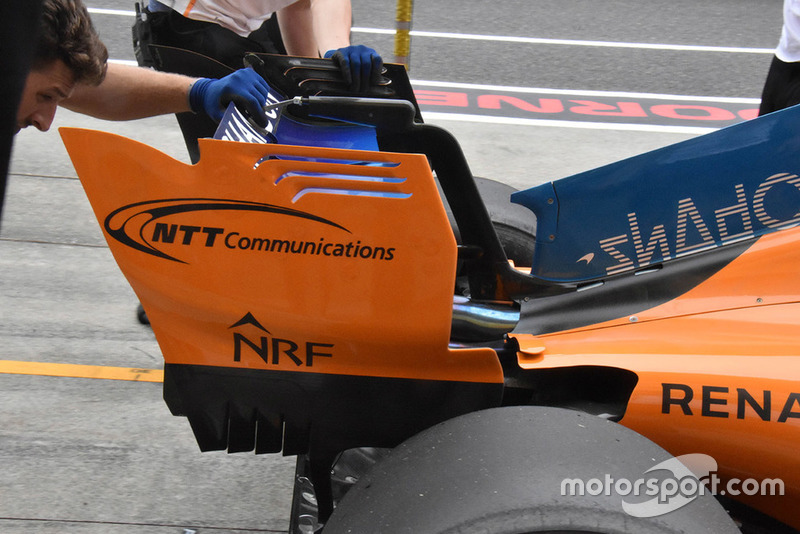 Detalle de alerón trasero McLaren MCL33
