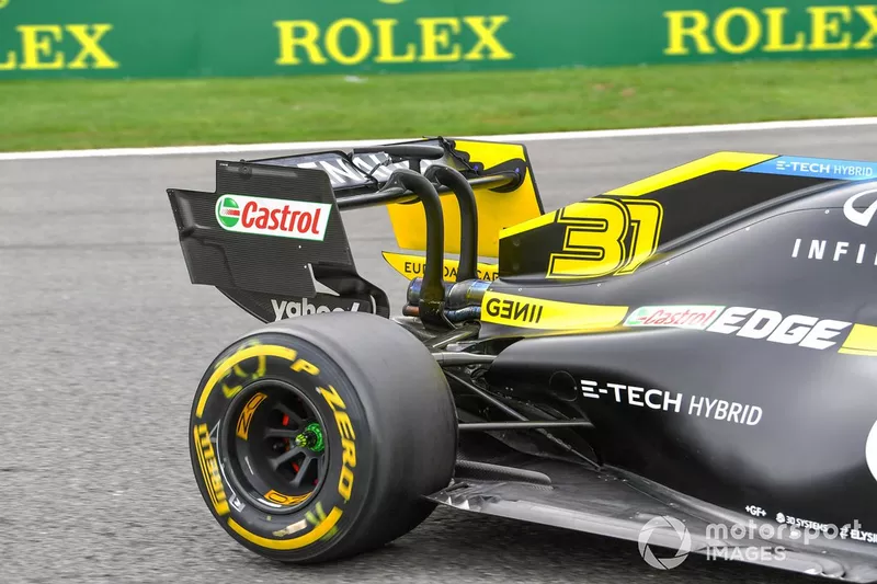 El alerón trasero del monoplaza de Esteban Ocon, Renault F1 Team R.S.20